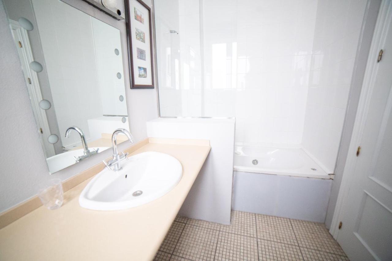 Casa Xanadu Seville - 6 Bedroom Andalusian Home With Terraces エクステリア 写真