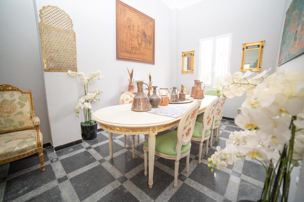 Casa Xanadu Seville - 6 Bedroom Andalusian Home With Terraces エクステリア 写真